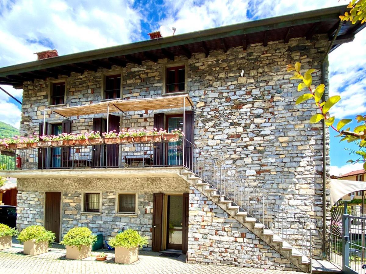 Iris 2 Lago Di Como Донго Екстериор снимка