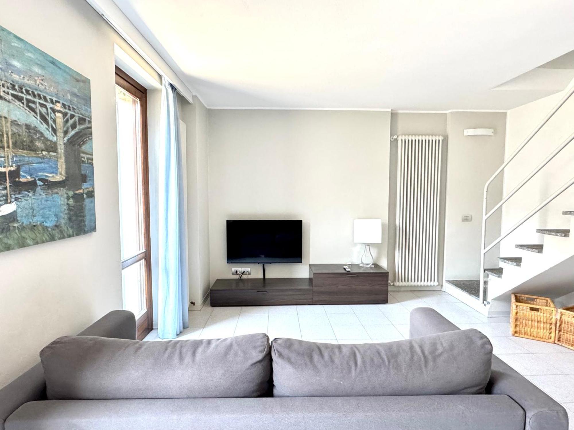 Iris 2 Lago Di Como Донго Екстериор снимка