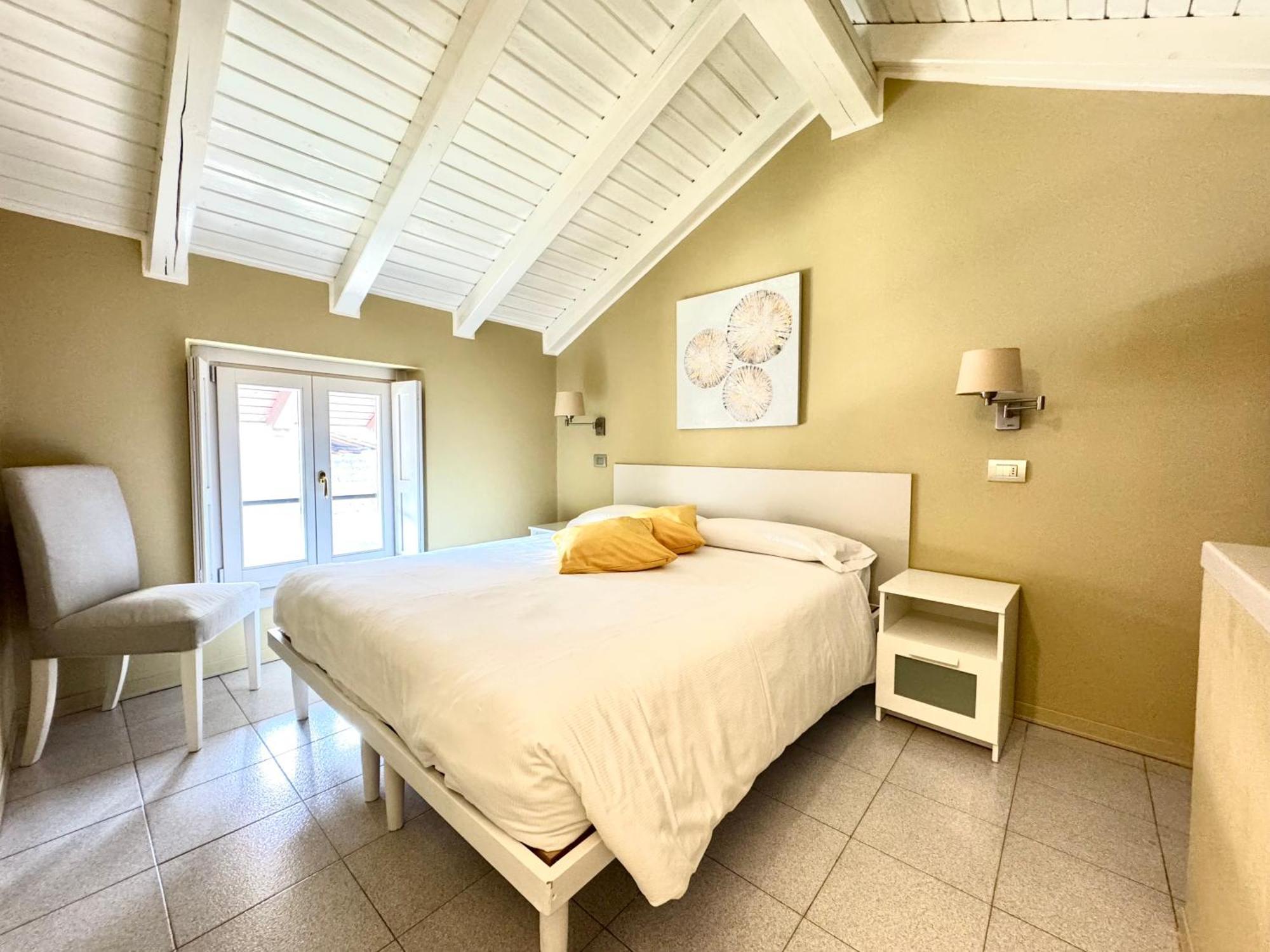 Iris 2 Lago Di Como Донго Екстериор снимка