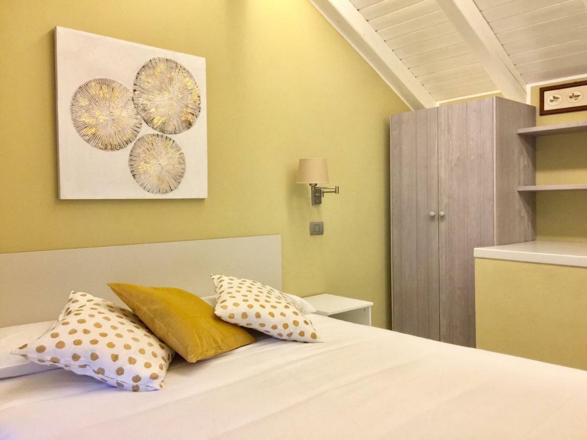 Iris 2 Lago Di Como Донго Екстериор снимка